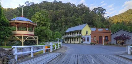 Walhalla - VIC (PBH4 00 11072)